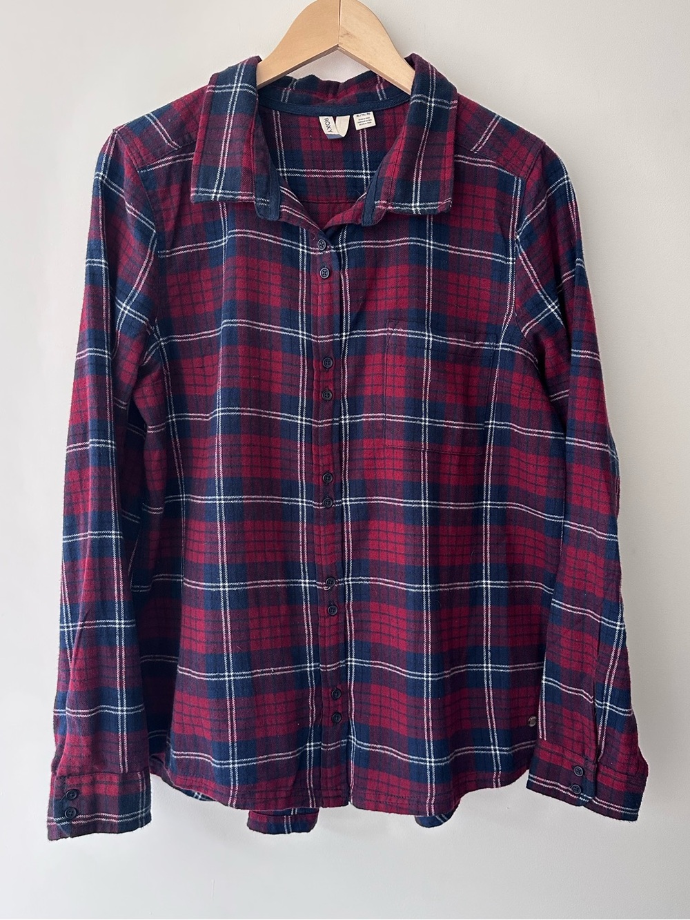 Roxy | XL | Red & Navy Plaid Flannel Button-Up Shirt